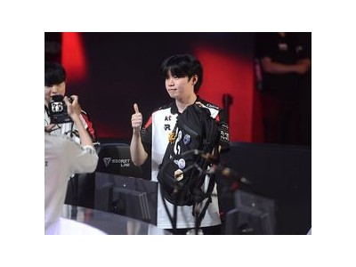 롤러코스터 비디디·커즈 중심으로 계속 달린다