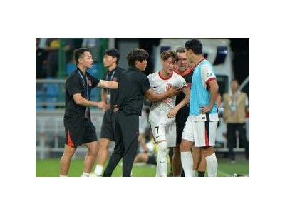웨이스하오 눈물 흘리는 장면에 축구계 떠들썩