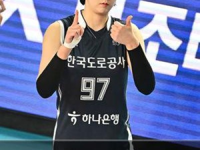 한국도로공사 IBK 기업은행 꺾고 우승 후보 맞대결 승리