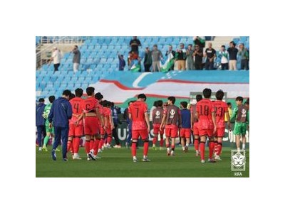 대한민국 U-23 축구팀 사우디전 패배에 감독·선수 모두 비판받음