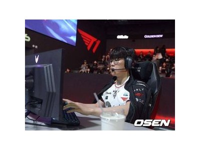 T1 DK 꺾고 결승 진출까지 단 1승 남겨